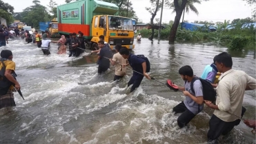 ৭২ ঘণ্টার মধ্যে ২০ জেলায় বন্যার শঙ্কা